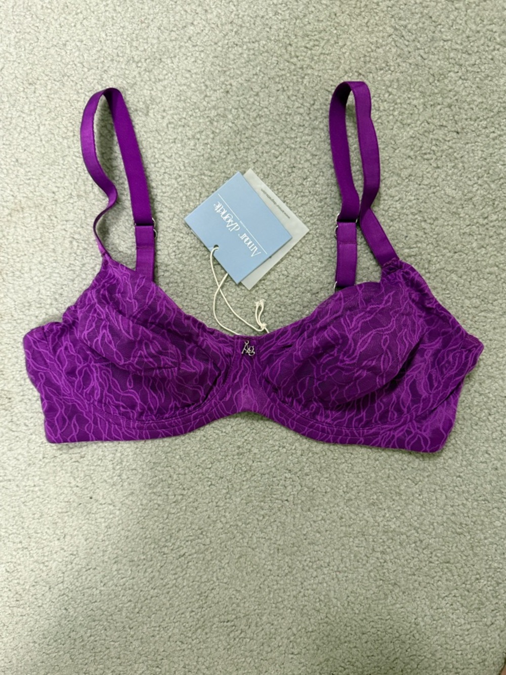 NWT Lace Underwire Bra in Vibrant Purple with Adjustable Support 38C